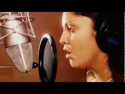 Dieter bohlen — stephanie von monacooder wie ich beinahe, fast, eventuell, vielleicht und dann doch nicht prinz grimaldi wurde (hinter den kulissen 2003). Das Video Zum Song We Have A Dream Von Dieter Bohlen Komponiert Und Von Der Top 10 Der Ersten Staffel Dsds Gesungen Dsds Musikvideos Rolf Zuckowski