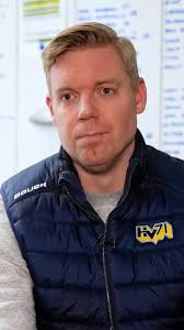 🏒 Växjö Lakers vann mot HV71 under hemmapremiären i Vida Arena! Reporter  och redigering: Ebba Arfvidsson Foto: Daniel Enestubbe