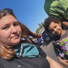 i was wondering if anyone is getting rid of any food im only 16 i live by  myself i just got a job but i need wait 2 weeks to get paid