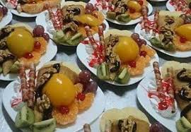 طرق تزيين سلطة الفواكه للأعراس و الافراح حصريا على صفحتي فقط Diy With Celine Food Food And Drink Wedding Food