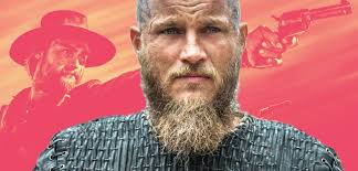 Brutaler Rache-Western mit Vikings-Star: Travis Fimmel nimmt im Trailer  sein blutiges Handwerk wieder auf