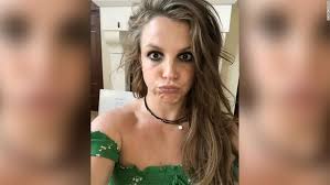 Catch britney in her movie titled crossroads released on february 15, 2002! Britney Spears Has A New Look And Maybe Soon A New Ring