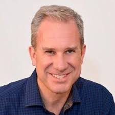 Amazon.com.au: Brad Giles: books, biography, latest update