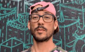 Meet Sara Avant Stover