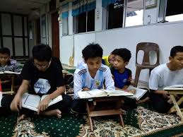 Satu hal yang pasti mayoritas siswanya beragama. Asrama Yayasan Selangor Sabak Bernam Ayssb Home Facebook