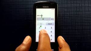 Encender el teléfono sin tarjeta sim. How To Hard Reset Nokia C6 In 10 Seconds Youtube