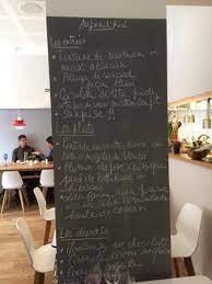 La salle au décor doux et épuré est agréable et les assiettes le sont encore infiniment plus. Carte Picture Of La Pente Douce Toulouse Tripadvisor