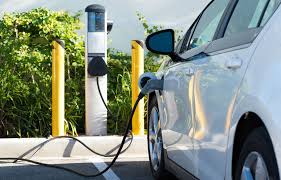 Influențată de factori istorici, geografici și demografici, limba română se vorbește diferit pe cele două maluri ale prutului, iar de vii din moldova sau românia se vorbim aceeași limbă, dar exprimările ne sunt variate și pentru a vedea care sunt deosebirile dintre acestea, vă prezentăm o selecție din 20 de. Ue Vrea SÄƒ InterzicÄƒ VanzÄƒrile De MaÈ™ini Diesel È™i Pe BenzinÄƒ Doar MaÈ™ini Cu Emisii Zero In Europa DupÄƒ 2040 Automarket