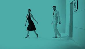 But calling la la land a terrific recreation of the classic movie musical is selling it short. Hd Wallpaper 4k Emma Stone La La Land Ryan Gosling Wallpaper Flare