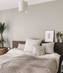 Schlafzimmer In Beige In 2021 Beige Room Beige Walls Bedroom Beige Bedroom