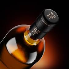 Download Free Whisky Bottle Mockup Mockups Design