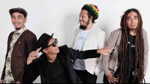 We did not find results for: Lirik Lagu Kandas Evie Tamala Bila Tiada Mendalam Cinta Dan Kerinduan Tribunnews Com Mobile