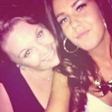 Catherine Farrington (@_CatherineF_)