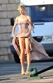 Pic. #Panties #Cameltoe #Karolina #Kurkova #Photoshoot #Flashing, 150853B –  Celebrity Cameltoe