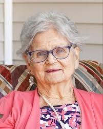 Flora Grant's Instagram, Twitter & Facebook