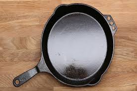 Everything You Need To Know About Cooking With Cast Iron Pans Cast Iron Cleaning Cast Iron Cooking Seasoning Cast Iron