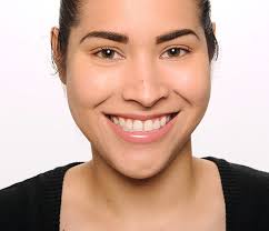 Giorgio Armani Maestro Foundation Review, Photos, Swatches