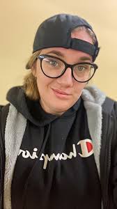 5 months clean from alcohol and crack. τυτ те YAGOT LOT