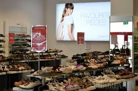 Descopera apartamente, case, camere, terenuri, birouri, depozite, garaje de inchiriat in valea lui mihai, bihor (localitate), de la 7000. Disponibil Cel Mai Bine Vandut Pentru Intreaga Familie Pantofi Ara Valea Lui Mihai Lorivaccaro Com