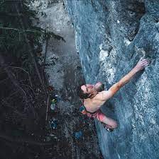 Kaum wieder am tageslicht, musste sich cédric von uns verabschieden um nach sheffield an den boulderweltcup zu fliegen. Adam Ondra Klettert Disbelief 9b Der Kletterblock