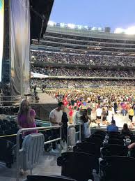 soldier field section 144 row 9 seat 2 kenny chesney