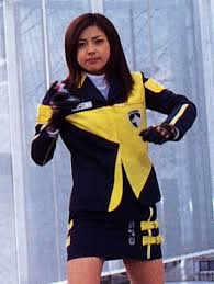 デカイエロー 礼紋茉莉花 演 木下あゆ美 in 特捜戦隊デカレンジャー 2004年 2005年 デカレンジャー レンジャー 戦隊ヒロイン