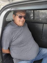 Um crime de homicídio chocou a cidade de Socorro na tarde deste sábado  (09). Segundo informações preliminares das autoridades, um homem  identificado como Emerson Farias é acusado de matar uma mulher ...
