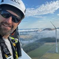 80+ profili według frazy „Kamińśki”