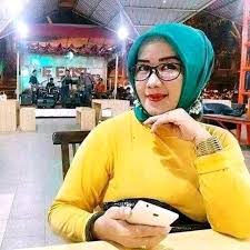 Angel ramos — sugar mommy 02:57. Malaysia Sugar Mummy Connection Sugar Malaysia Twitter