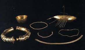 Jug drops in gold vermeil petite drop earrings inspired by the shapes of water jugs and calf skin,. Celtic Torcs In Ireland A Brief History Claddagh Design