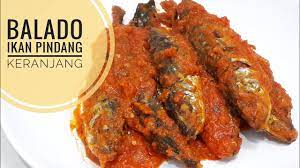 Makanan ini memiliki rasa yang sangat enak dan nikmat juga banyak yang gemar dengan makanan yang satu ini bahkan hampir setiap orang terutama pada sebagian orang yang berasal dari daerah sunda karena. Resep Balado Ikan Pindang Keranjang Ikan Cue Youtube
