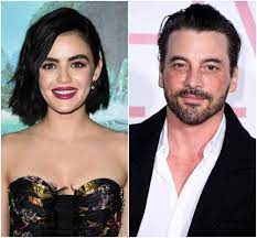 Scary movies horror movies skeet ulrich scream movie spooky scary dream boy baby daddy johnny depp hot boys. Skeet Ulrich Comments On Lucy Hale S Instagram Amid Dating Rumors Teen Vogue