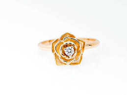 18k Diamond Ring Solid Gold Flower Ring Flower Petal Ring Gold Flower Ring Pretty Engagement Rings Etsy Gold Ring