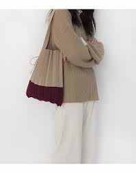 Let us help you create the perfect men's a/w capsule wardobe with trendy tonal basics from our new primark cares label. Tangtangbags Pleated Knit Tote Bag Yesstyle