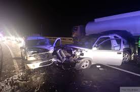 Printre raniti se afla si doi copii, de sase ani, respectiv zece ani, informeaza mediafax. BraÈov Ultima OrÄ Accident Cu Patru Victime DouÄ Incarcerate Pe Valea BogÄÈii Update DouÄ Persoane Vor Fi Transportate La Spital Foto Portal Mytex Ètiri BraÈov