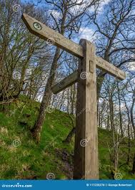 Walking The West Highland Way: A Guide To The Route