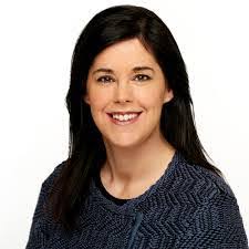 Jennifer Caldeira's Instagram, Twitter & Facebook