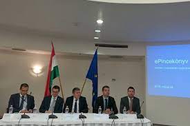 Magyarországon a miniszternél alacsonyabb rangú. 2020 Ban Erkezik Az Epincekonyv