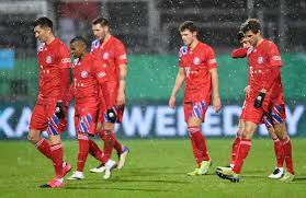 Januar, als holstein kiel einer der größten siege der vereinsgeschichte gelang. Goal On Twitter Bayern Munich Have Been Knocked Out Of The Dfb Pokal By Holstein Kiel On Penalties