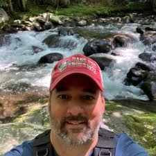 What are some portable fish finder options for bank fishing?