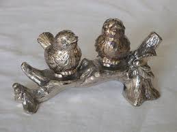 Metal Bird Salt And Pepper Shakers Vintage Silver Electro Plated Bird On Branch Salt And Pepper Shakers Shakers Saltandpepper Vintageshakers Vintage Shakers Vintage Silver Salt And Pepper Set