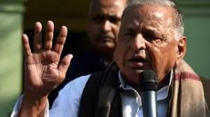 Mulayam advises Akhilesh Yadav to keep away from party dispute