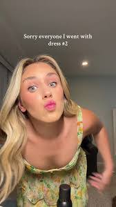 Caroline Amato's Instagram, Twitter & Facebook