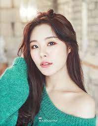 She will, however, continue to promote with rbw made the announcement in their official press release, stating that while wheein has decided to leave. Mamamoo S Wheein Officially Leaves Rbw But Will Continue To Promote With The Group Koreaboo