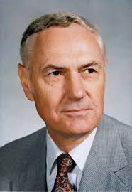 40 Years Ago: STS-1 Astronauts Young and Crippen Honored at the White House 