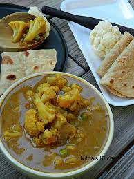 Zero Oil Chapathi With Cauliflower Kurma Gobi Matter Gravy Kuruma Recipe Indian Food Recipes Indian Dishes