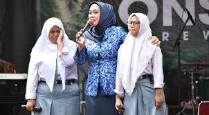 Maybe you would like to learn more about one of these? Teh Cellica Doakan Semua Pelajar Sma Karawang Melanjutkan Ke Perguruan Tinggi Bekasi Online