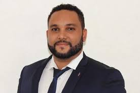 Législatives 2024 : Grégory Roy-Larentry, premier candidat RN au second  tour en Martinique · ANTILLA MARTINIQUE