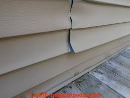 The first suspect culprit for warped vinyl siding is sunlight. Vinyl Siding Buckled Warped By Sun Exposure