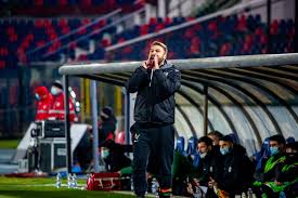 Learn how rich is he in this year and how he spends money? Serie B Giudice Sportivo Un Turno Di Squalifica Per Paolo Zanetti Alfredo Pedulla